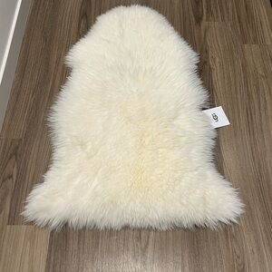 UGG white fur lamb skin rug